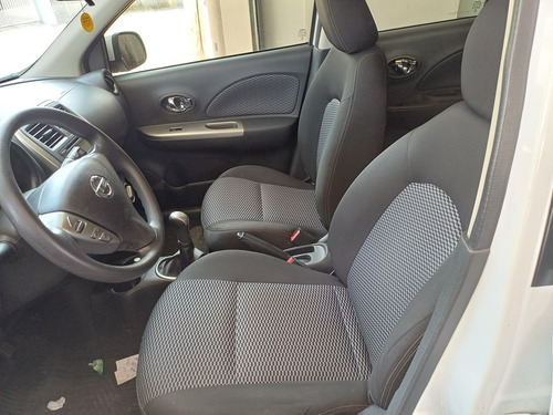 Nissan March 1.6 16v Sv 5p