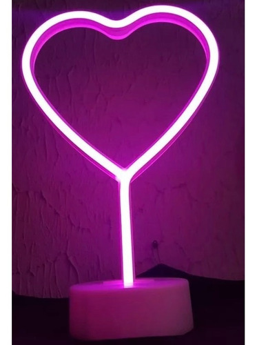 Corazón Led Color Rosa Con Base, Funciona Con Baterías Aa