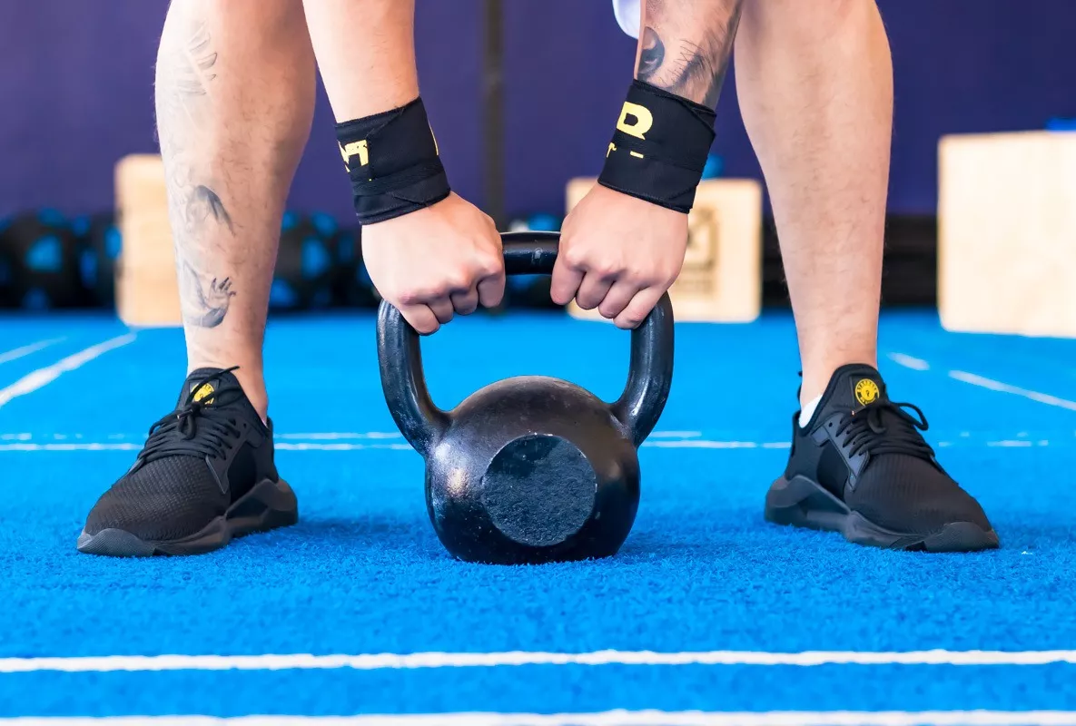 Segunda imagem para pesquisa de munhequeira crossfit