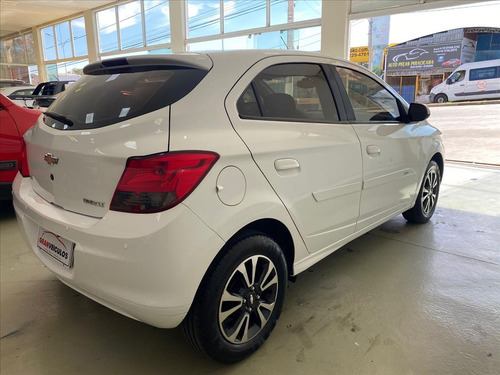 Chevrolet Onix 1.4 MPFI LT 8V FLEX 4P MANUAL
