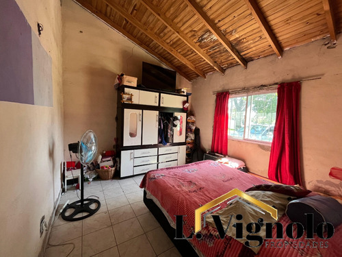 Casa A Reciclar Con Excelente Lote De 2100m2 En Excelente Ubicación En Villa Rosa