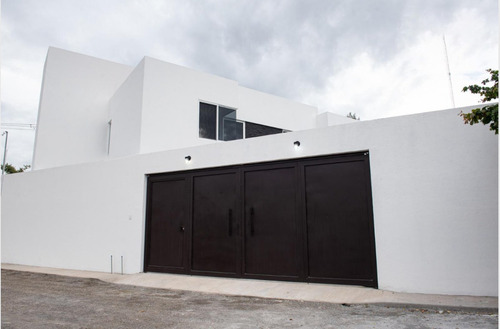  Casa Nueva En Venta En Jiutepec | 3 Recs, 3 Baños, Garage Y Alberca Privada