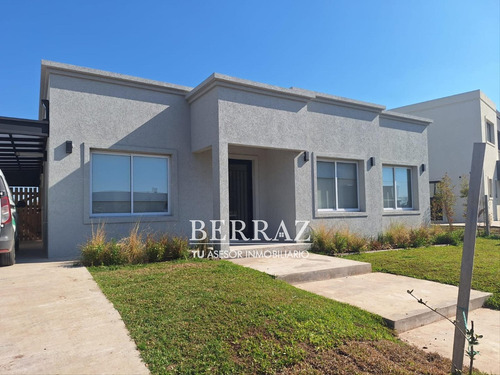 Casa Venta 6 Ambientes En Santa Elisa Pilar Del Este Lote De 563 M2