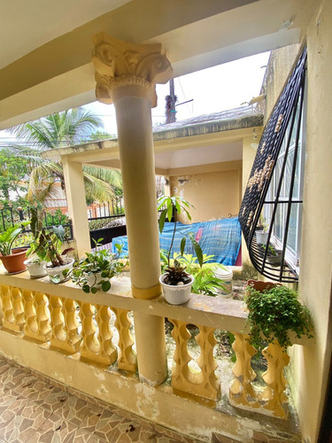 Vendo Preciosa Casa En La Av. Rep. De Colombia Prox. A La Prol. 27 De Febrero, Santo Domingo
