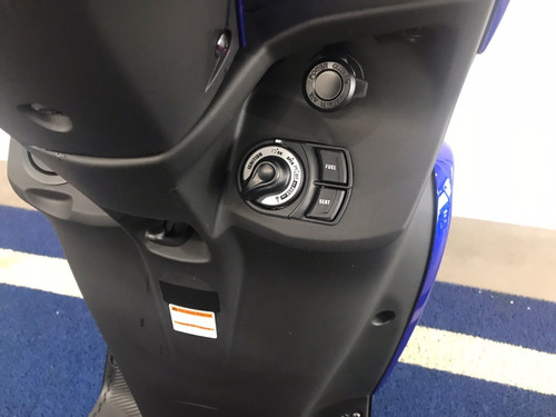 Imagem 7 de 10 de Yamaha Fluo Abs