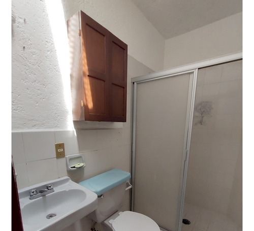 Casa En Un Solo Nivel En Venta En Jardines De Satelite, Cuernavaca Morelos.