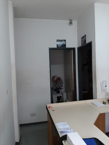 Imagen 13 de 14 de Oficinas Comerciales En Venta - Moron Centro