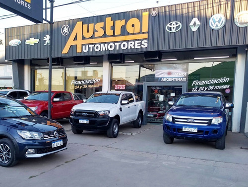 Imagen 18 de 19 de Toyota Hilux 2.8 Srv 4x4 Aut. 2016