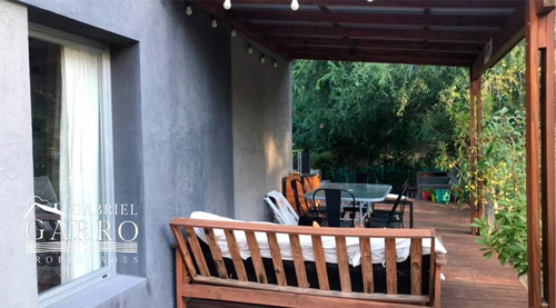 Imagen 16 de 19 de Moderna Casa En Venta En Valeria Del Mar.