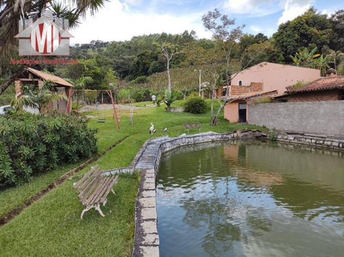 Chácara Maravilhosa Com 03 Dormitórios, Piscina, Espaço Gourmet, Pomar, Lago, À Venda, 4500 M² Por R$ 530.000 - Zona Rural - Pinhalzinho/sp - Ch0919