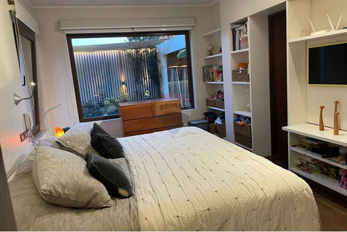 Bella Casa En Las Condes, Se Acepta Novacion