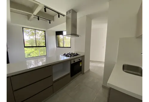 Apartaestudio En Renta Para Estrenar, Av. Centenario-norte De
