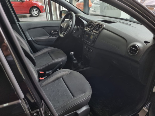 Imagen 7 de 15 de Renault Logan Zen 1.6 (mja)