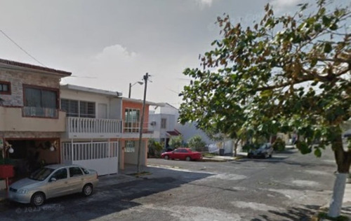 Se Vende Casa De Recuperación Bancaria En Calle 1 Col. Centro, Córdoba Veracruz. Arf