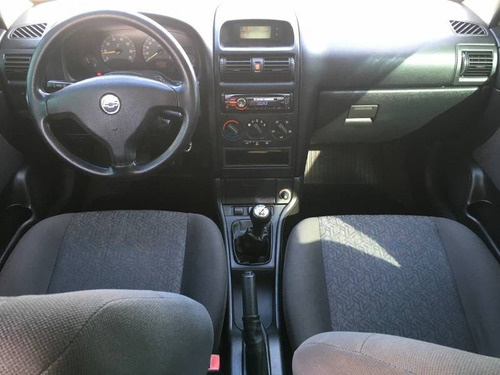 Chevrolet Astra Advantage 2.0 8v