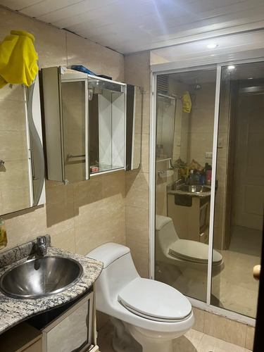 Se Vende Apartamento En Lecheria Ve02-1426lc-icar