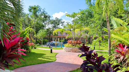 Casa En Venta En Playa Del Carmen De 2 Hab Con Alberca