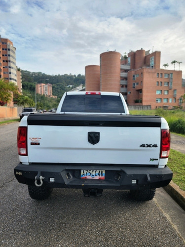 Imagen 5 de 18 de Dodge Ram 2500 Vforce 4x4
