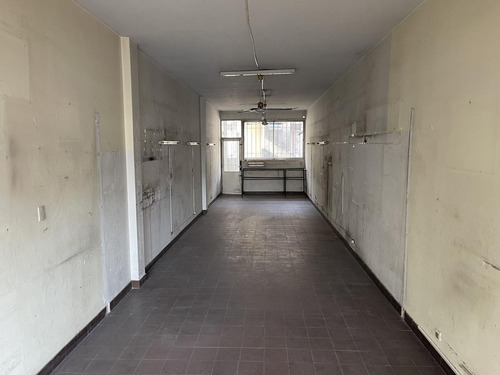 Imagen 4 de 12 de Venta Local - Saavedra