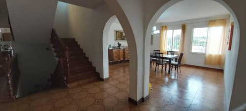 Imagen 5 de 11 de Casa Baruta Cumbres De Curumo Century 21 Plaza Francia 04125033903