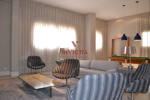 Imagem 25 de 30 de Cobertura Com 2 Dormitórios À Venda Com 166m² Por R$ 782.800,00 No Bairro Centro - Curitiba / Pr - Aa 1382