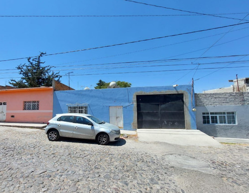 Terreno Con Construcción En Venta En Santa Rosa Jáuregui