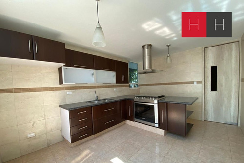 Casa En Venta En Recta A Cholula