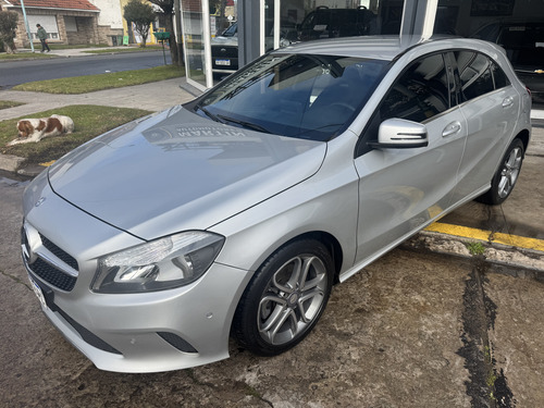 Mercedes-Benz Clase A 1.6 A200 Urban 156cv
