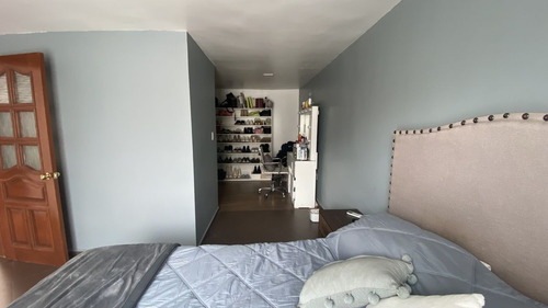 Casa En Venta En Echegaray, Remodelada.