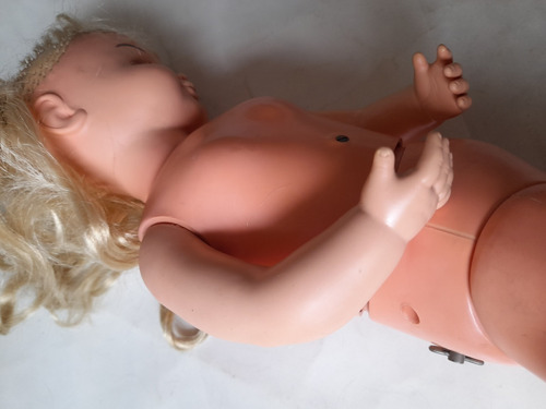 Boneca Mãezinha - Escolha A Parte Que Quer (Usado)