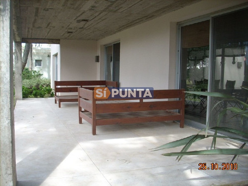 Imagen 8 de 17 de Casa En Laguna Blanca En Venta