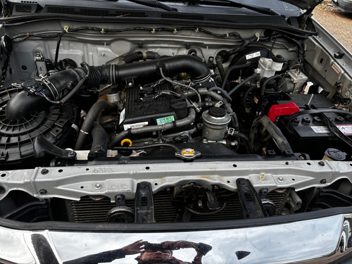 Toyota Hilux 2.7 Cd Srv Vvti 4x2
