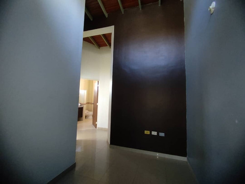 Imagen 9 de 19 de Casa En Venta En Turmero La Mantuana 04128900222