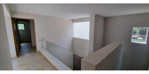 Gran Ubicacion De Esta Casa En Venta Y Renta