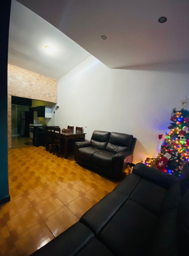 Imagen 3 de 16 de Casa Condominio Veredas Del Conquistador, Agua Caliente Cartago.