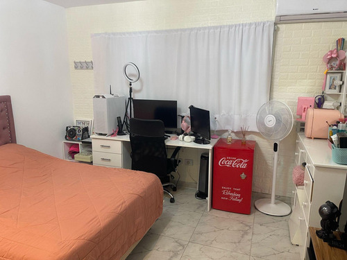 Casa En Venta - 3 Dormitorios 3 Baños - 4 Cocheras - 210mts2 - Haras Del Sur Ii