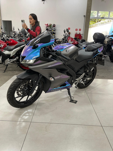 Yamaha Yzf R15 2025 / 4.433 Km