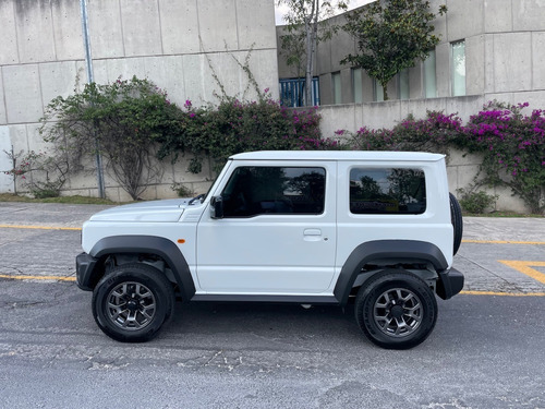 Imagen 2 de 13 de Suzuki Jimny 2022 Automatico 4x4 Nuevo Sin Rodar Estrene