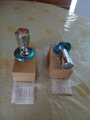 Llave De Arresto Jomoo 1/2 X 1/2 + Roceta
