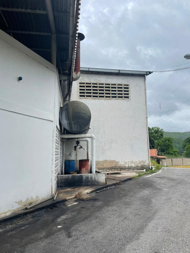 Imagen 5 de 6 de Villa De Cura, Galpon Con Oficinas En Venta