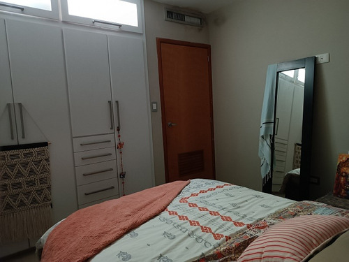 Bonito Townhouse Totalmente Remodelado Y De Data Reciente Naguanagua -sector Parque Naguanagua Residencias Villa Nueva