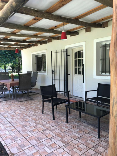 Casa Quinta En Pueblo De Campo
