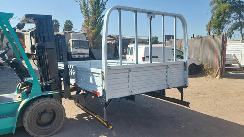 Carrocería Plana Con Barandas 4.00x2.00x0.40
