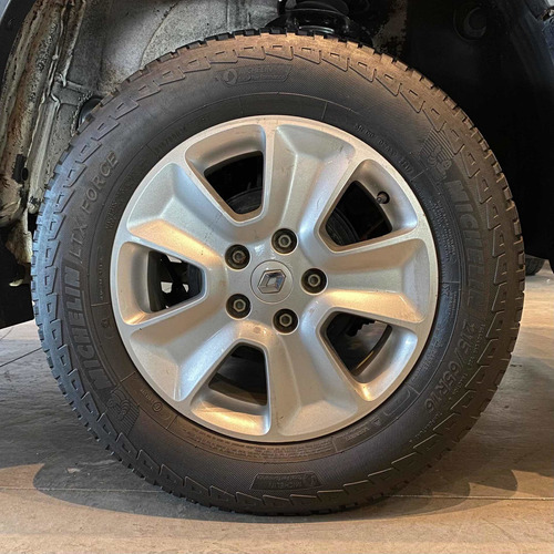 Imagem 14 de 15 de Renault Duster Oroch 2018 1.6 16v Expression Sce 4p