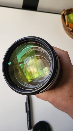Imagen 4 de 7 de Lente Canon - Ef 70-200mm F/2.8l Is Iii Usm Oferta Especial