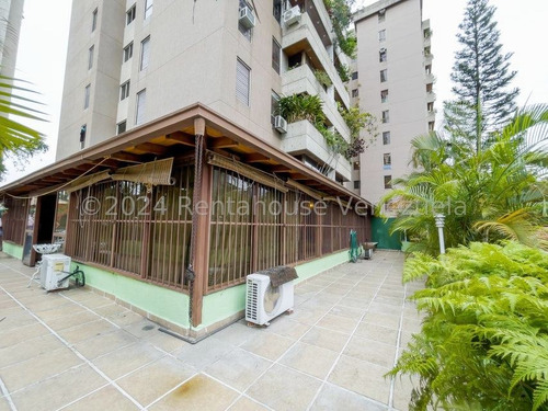 Apartamento Con Terraza Excelente Ubicación!!! En Alquiler La Carlota I