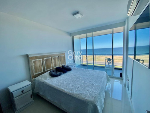 Imagen 16 de 29 de Encantador Departamento Primera Linea De Playa Mansa!! Consulte