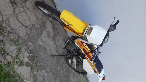 Imagen 7 de 7 de Suzuki Dr 350 R