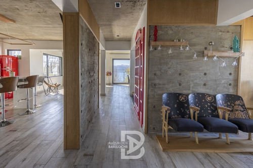 Imagen 10 de 28 de Alquiler Casa En Bariloche. 7 Pax. Vista Al Lago + Cine + Hidromasaje. 202.