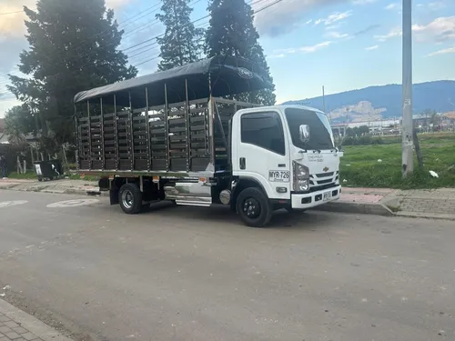 Vendo Hermosa Turbo Nqr 2024